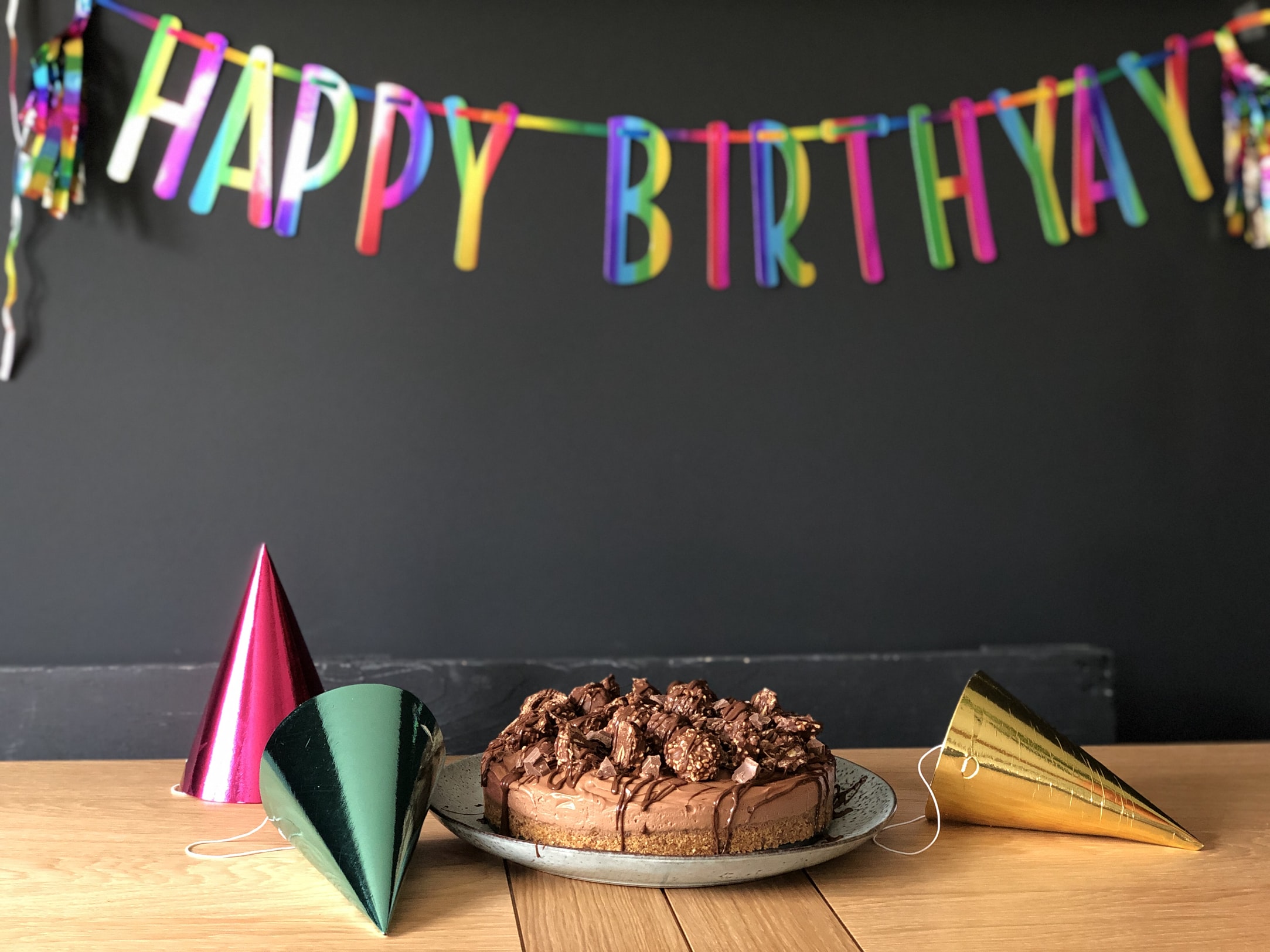 How to Say “Happy Birthday” in French (and Other Useful Expressions)